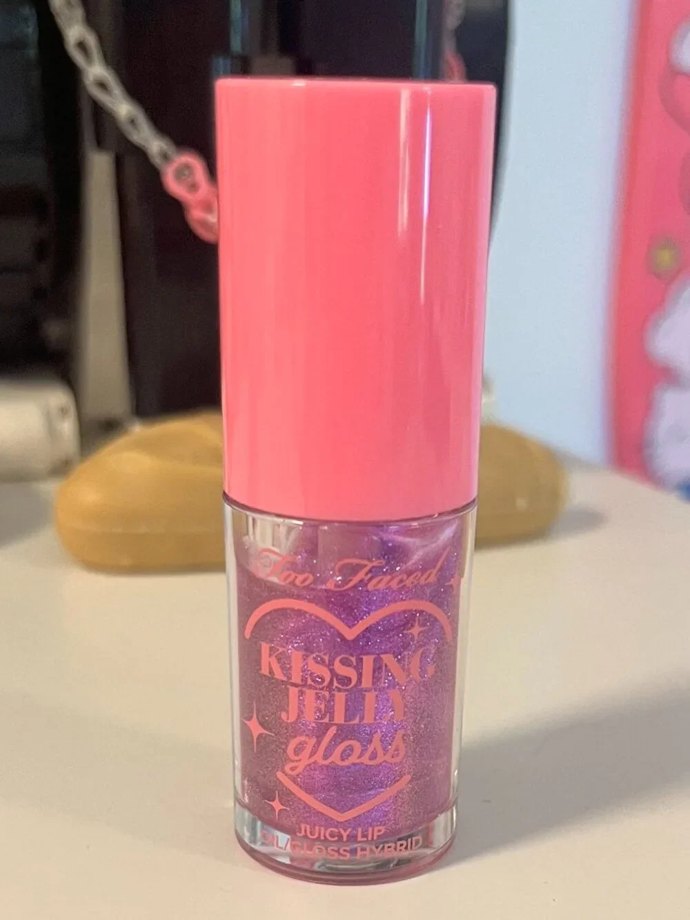 Too Faced Kissing Jelly Gloss in shade 